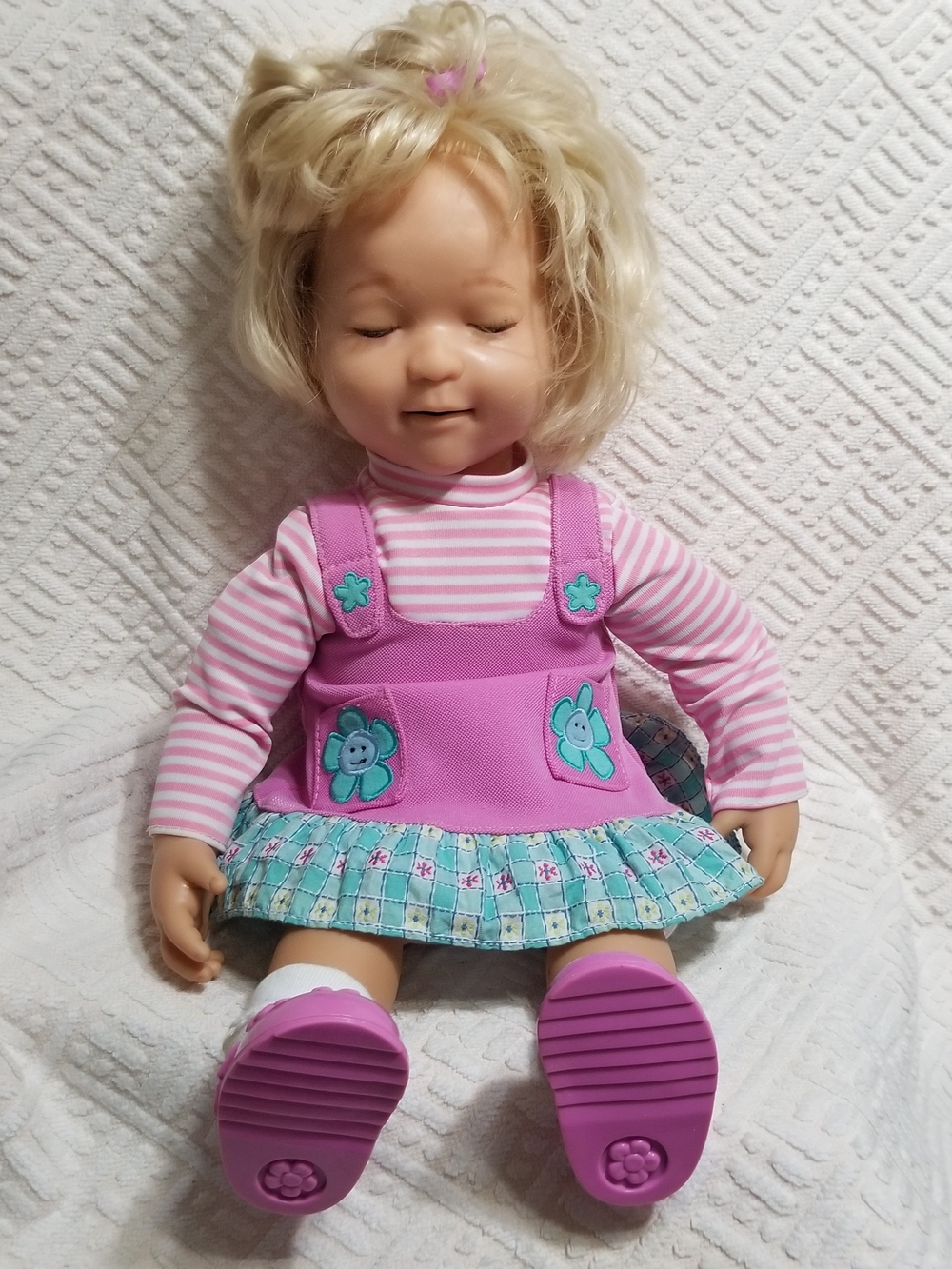 Vintage Playmates Toys "Amazing Amanda" Baby Doll Wearing Pink & Teal Clothes